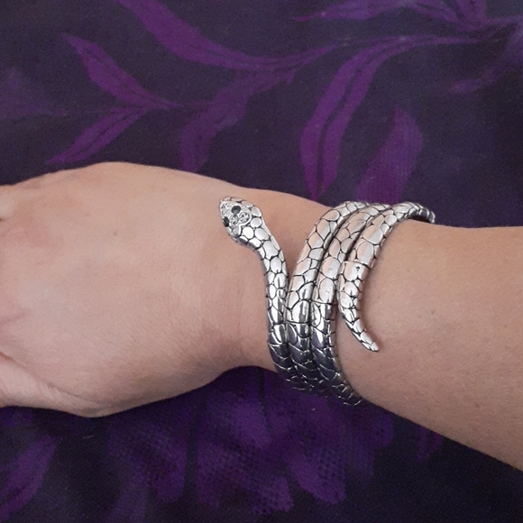 Silver Snake wrap bracelet - Picture 3 of 4
